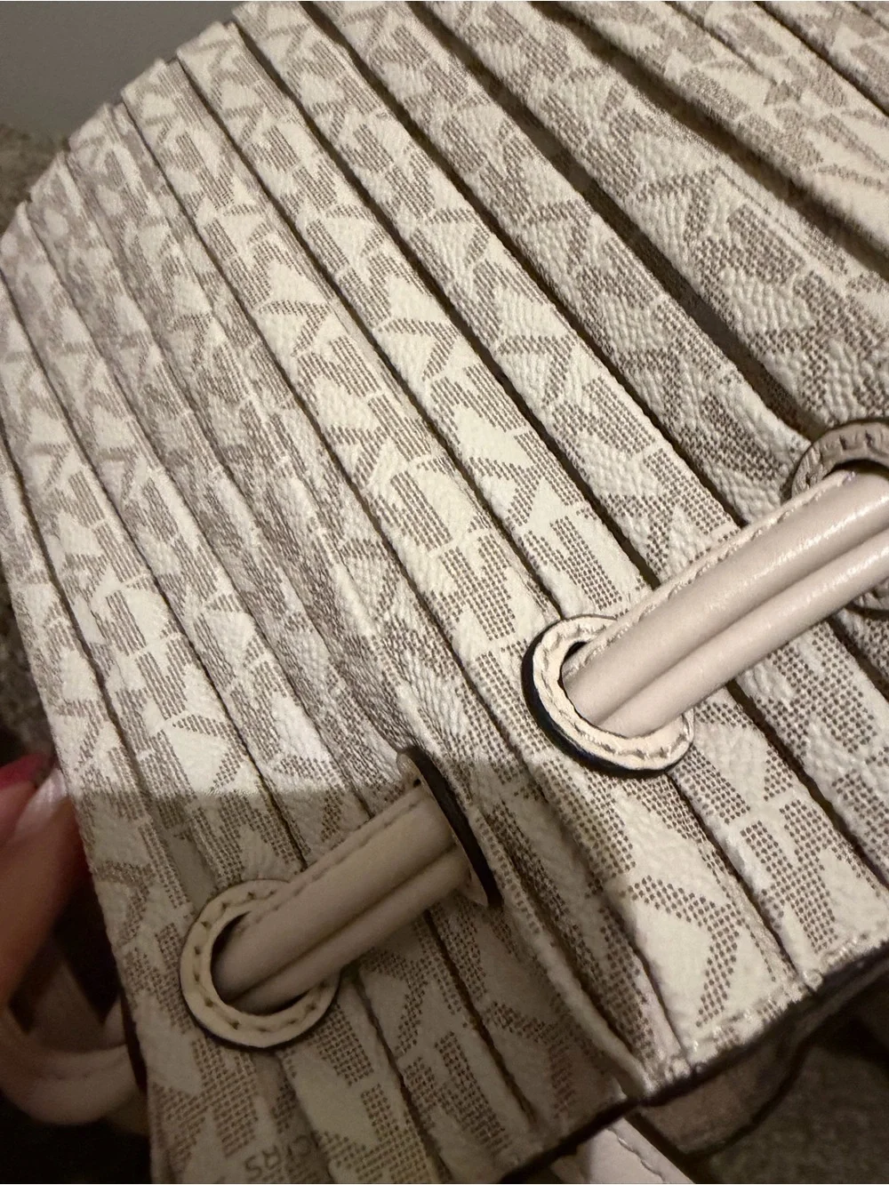 Michael Kors compact michael